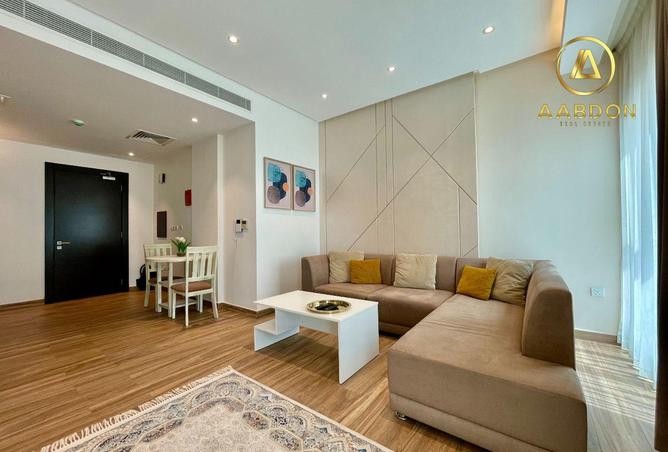 52300990 - Property Image 2