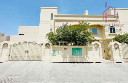 Villa - 3 - 3 for rent in Al Juffair - Capital Governorate