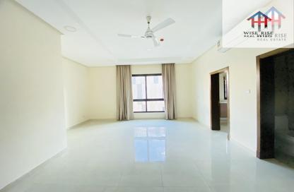 Apartment - 2 Bedrooms - 2 Bathrooms for rent in Zinj - Manama - Capital Governorate