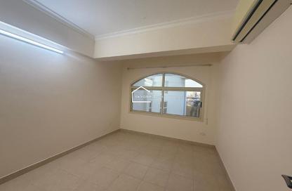 Apartment - 2 Bedrooms - 2 Bathrooms for rent in Um Al Hasam - Manama - Capital Governorate Apartment - 2 Bedrooms - 2 Bathrooms for rent in Um Al Hasam - Manama - Capital Governorate