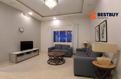 Apartment - 2 - 2 for rent in Al Juffair - Capital Governorate