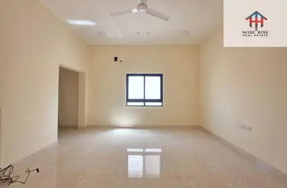 Apartment - 3 Bedrooms - 3 Bathrooms for rent in Busaiteen - Muharraq Governorate