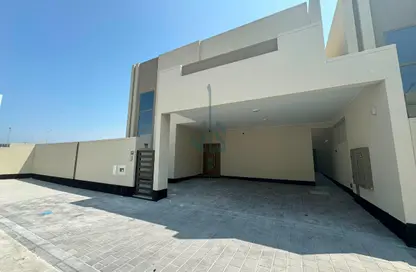 Villa - 5 Bedrooms - 4 Bathrooms for sale in Al Sidra - Diyar Al Muharraq - Muharraq Governorate