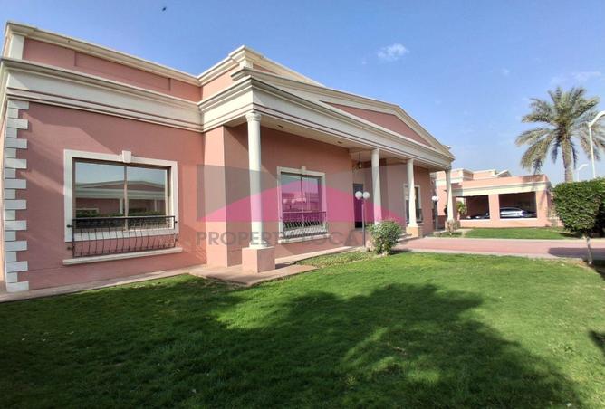 1002726 - Property Image 2