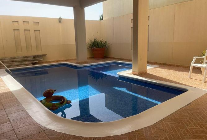 1001301 - Property Image 2