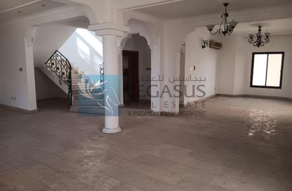 Villa - 4 Bedrooms - 4 Bathrooms for rent in Segaya - Manama - Capital Governorate