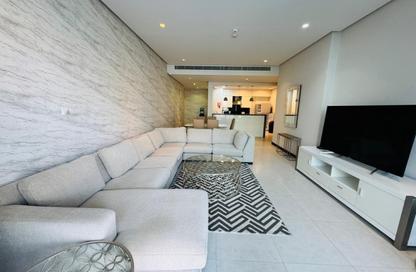 Apartment - 3 Bedrooms - 5 Bathrooms for rent in Reef Island - Capital Governorate
