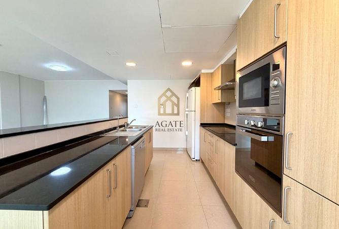 56703258 - Property Image 2