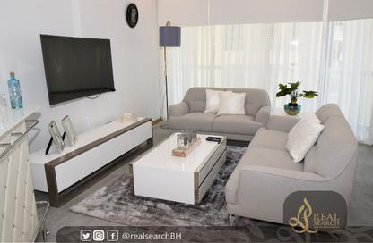 Apartment - 3 Bedrooms - 4 Bathrooms for rent in Al Juffair - Capital Governorate