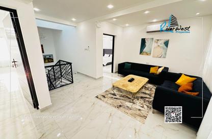 Villa - 4 - 5 for sale in Sanabis - Manama - Capital Governorate