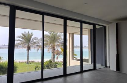 Villa - 4 - 5 for sale in Amwaj Beachfront - Amwaj Islands - Muharraq Governorate