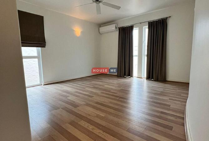 52675268 - Property Image 3