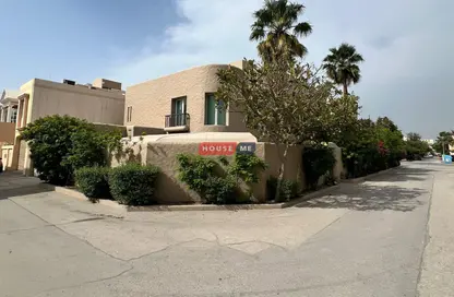 Villa - 4 Bedrooms - 4 Bathrooms for rent in Zinj - Manama - Capital Governorate