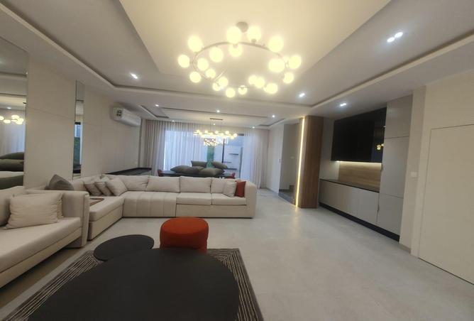 51382837 - Property Image 2