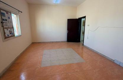 Apartment - 2 Bedrooms - 1 Bathroom for rent in Diraz - Northern Governorate