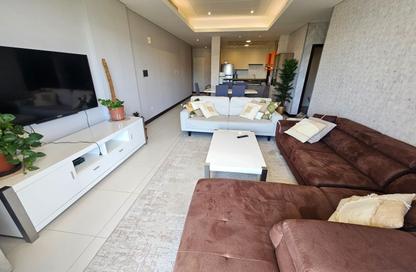 Apartment - 3 Bedrooms - 3 Bathrooms for rent in Reef Island - Capital Governorate