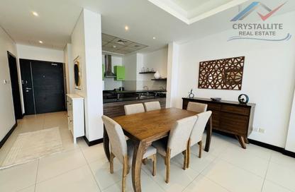 Apartment - 2 Bedrooms - 3 Bathrooms for rent in Reef Island - Capital Governorate