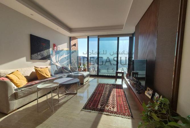 987714 - Property Image 2