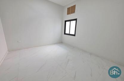 Apartment - 2 Bedrooms - 2 Bathrooms for rent in Arad - Muharraq Governorate