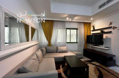 Apartment - 2 Bedrooms - 2 Bathrooms for rent in Busaiteen - Muharraq Governorate