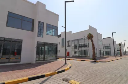 محل - استوديو - 1 حمام للايجار في سترة - المحافظة الوسطى