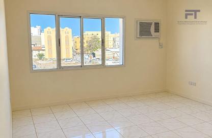 Apartment - 2 - 2 for rent in Salmaniya - Manama - Capital Governorate