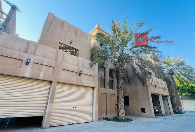 962394 - Property Image 2