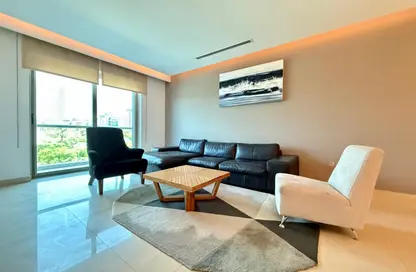 Apartment - 2 Bedrooms - 3 Bathrooms for rent in Reef Island - Capital Governorate