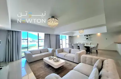 فيلا - 4 غرف نوم - 5 حمامات للبيع في جزيرة تالا - أمواج - المحرق