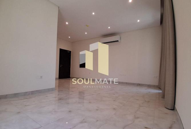 56827967 - Property Image 2