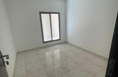 Apartment - 3 Bedrooms - 2 Bathrooms for rent in Jid Ali - Central Governorate