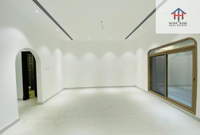 56270932 - Property Image 2