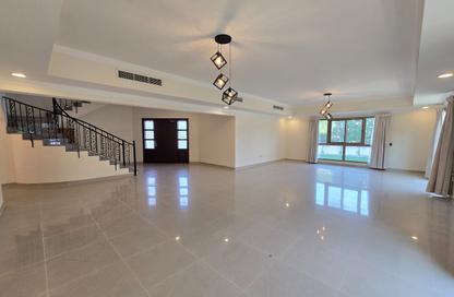 Villa - 4 Bedrooms - 4 Bathrooms for rent in Janabiya - Northern Governorate