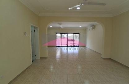 Compound - 3 Bedrooms - 2 Bathrooms for rent in Jurdab - Central Governorate