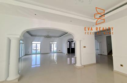 Villa - 4 Bedrooms - 5 Bathrooms for rent in Janabiya - Northern Governorate