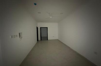 Apartment - 2 Bedrooms - 2 Bathrooms for rent in Budaiya - Northern Governorate