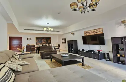 Apartment - 2 Bedrooms - 2 Bathrooms for sale in Al Juffair - Capital Governorate