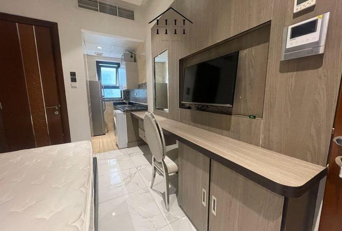 2OYmHctLtBo - صورة العقار 2