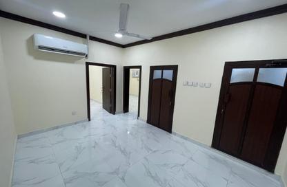 عمارة بالكامل - 7+ - 7+ للبيع في القضيبية - المنامة - محافظة العاصمة
