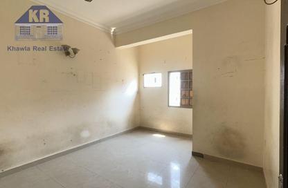 عمارة بالكامل - 2 - 2 للبيع في الرفاع الشرقي - الرفاع - المحافظة الجنوبية