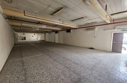 Retail - Studio - 3 Bathrooms for rent in Sitra - Central Governorate