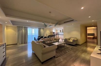 Apartment - 3 Bedrooms - 4 Bathrooms for rent in Al Juffair - Capital Governorate
