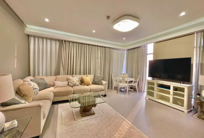 999562 - Property Image 2