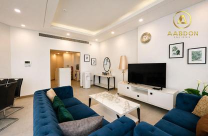 Apartment - 3 Bedrooms - 3 Bathrooms for rent in Al Juffair - Capital Governorate