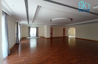 Villa - 4 Bedrooms - 5 Bathrooms for rent in Um Al Hasam - Manama - Capital Governorate