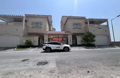 Villa - 6 Bedrooms - 6 Bathrooms for sale in Tubli - Central Governorate