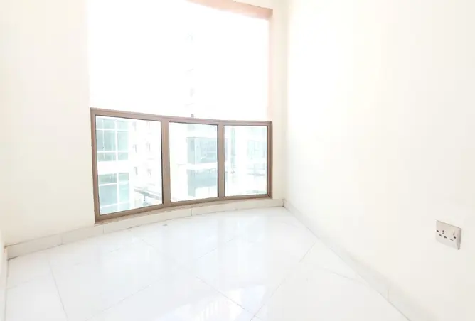57294618 - Property Image 2