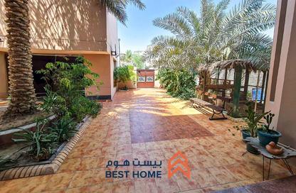 Villa - 5 Bedrooms - 5 Bathrooms for sale in Jurdab - Central Governorate