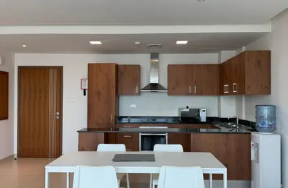 Apartment - 2 Bedrooms - 3 Bathrooms for rent in Um Al Hasam - Manama - Capital Governorate