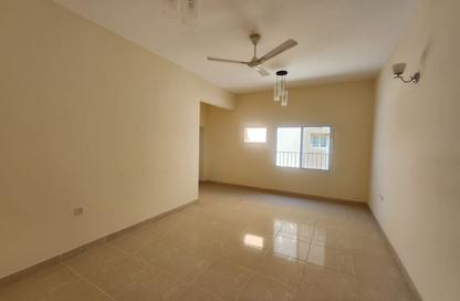Apartment - 2 Bedrooms - 2 Bathrooms for rent in Jid Ali - Central Governorate
